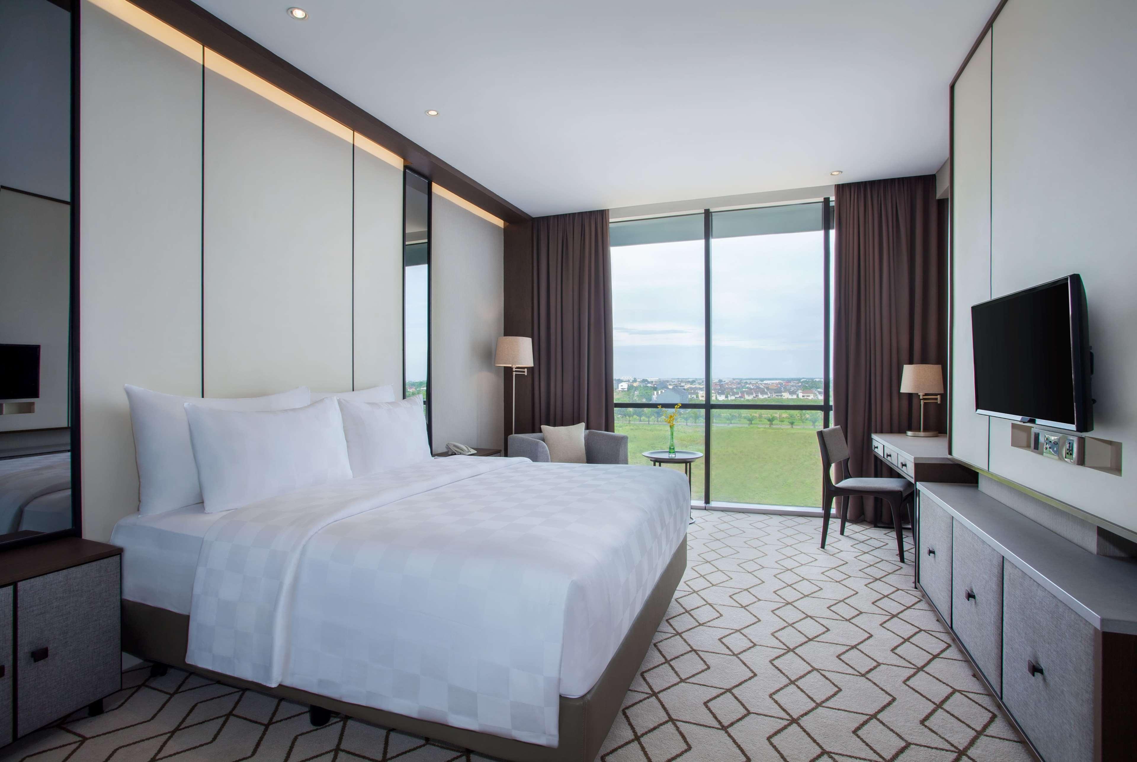 Wyndham Opi Hotel Palembang Buitenkant foto