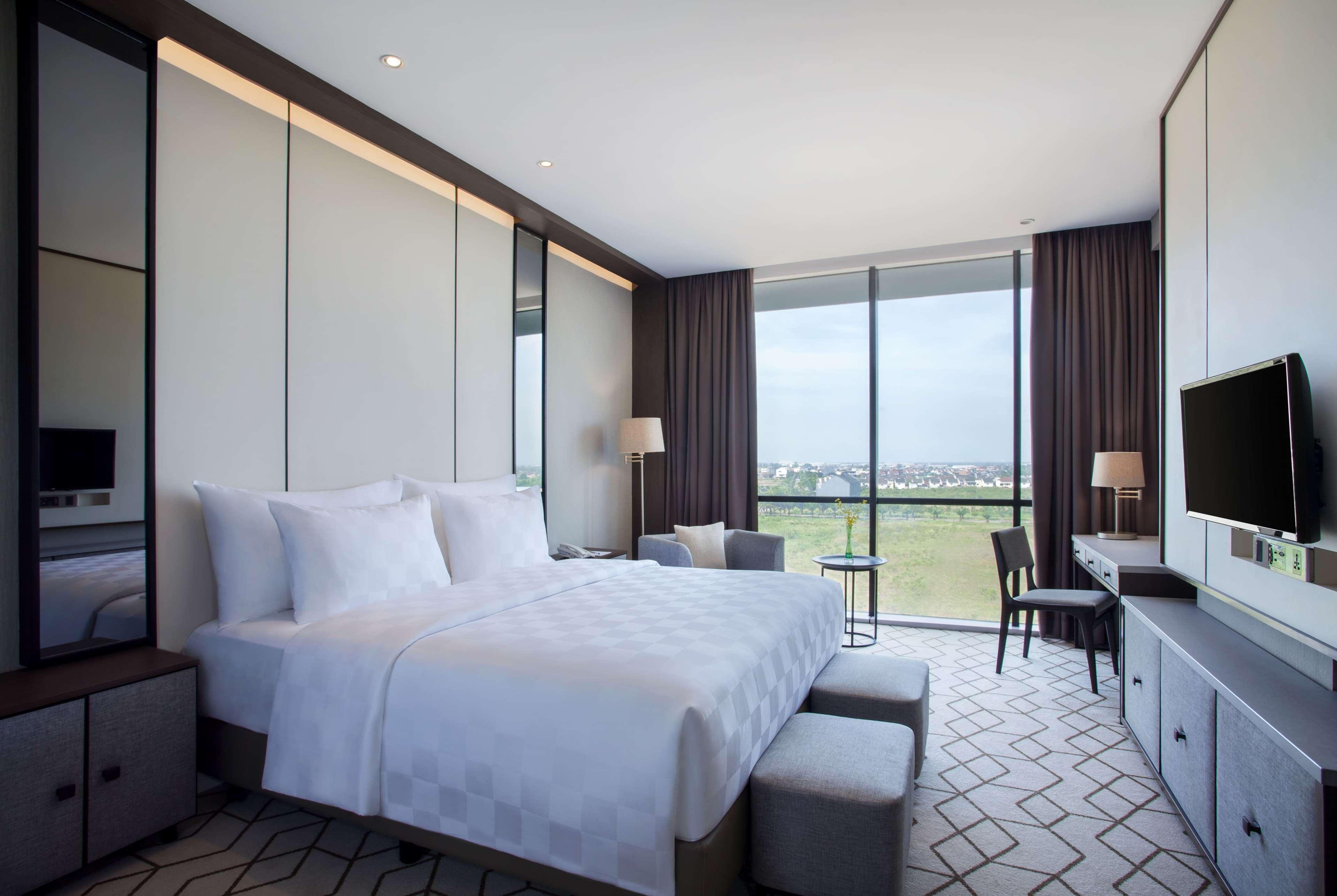 Wyndham Opi Hotel Palembang Buitenkant foto