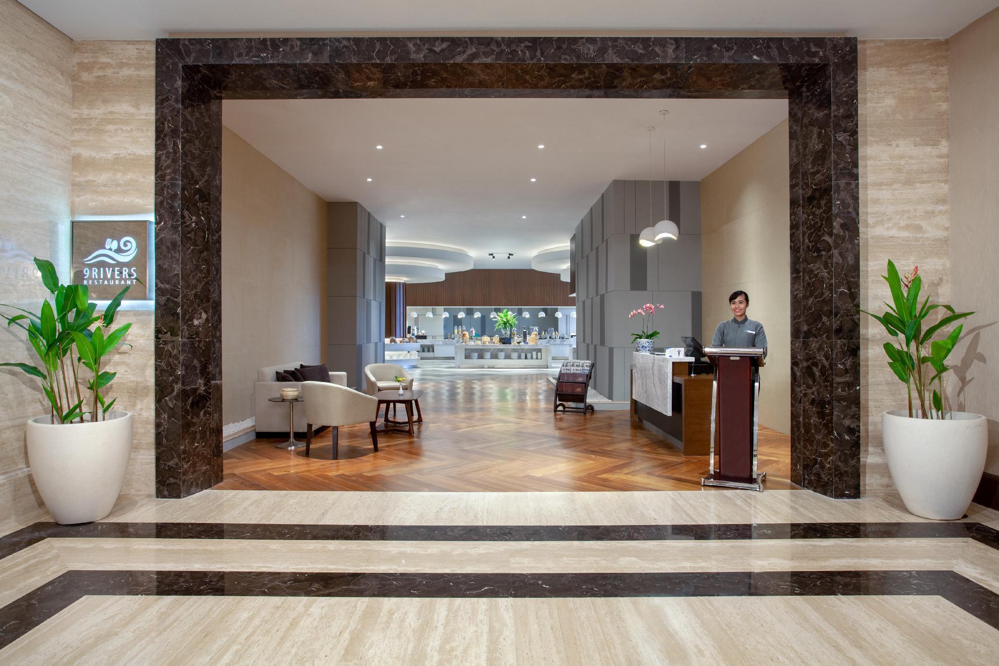 Wyndham Opi Hotel Palembang Buitenkant foto