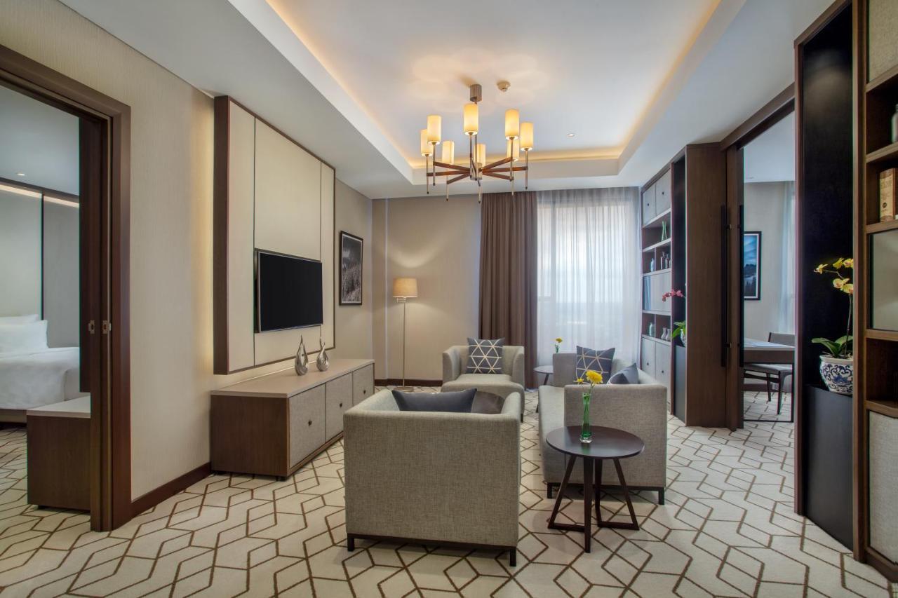 Wyndham Opi Hotel Palembang Buitenkant foto